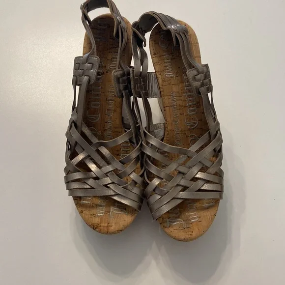 Juicy Couture Silver Strappy Leather Slingback Kody Wedge Sandals size 10 - Picture 5 of 9